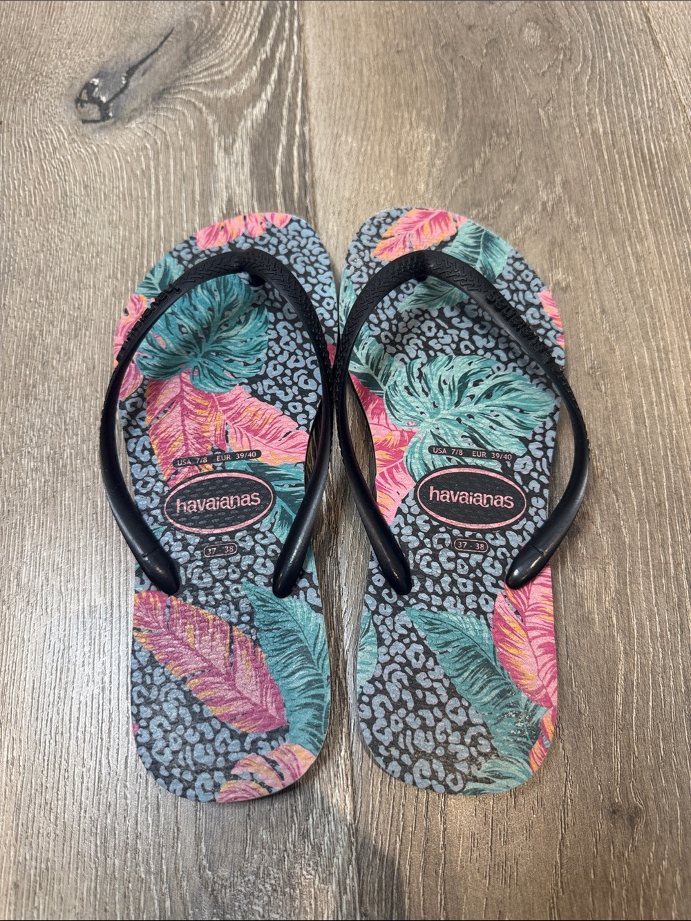 Havaianas Women's Black Strap Flip Flops with Pink & Teal Tropical Leaves KG